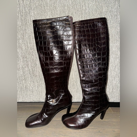 $1250 Dries Van Noten Brown Leather Croc Embossed Knee High Boots - Picture 3 of 9
